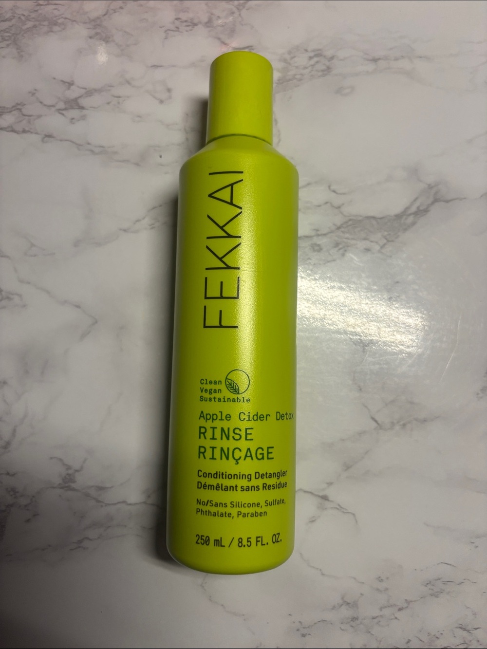 Apple Cider Detox Conditioning Detangler - Lime Green
